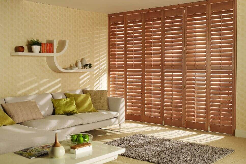 Tracked shutters (4)